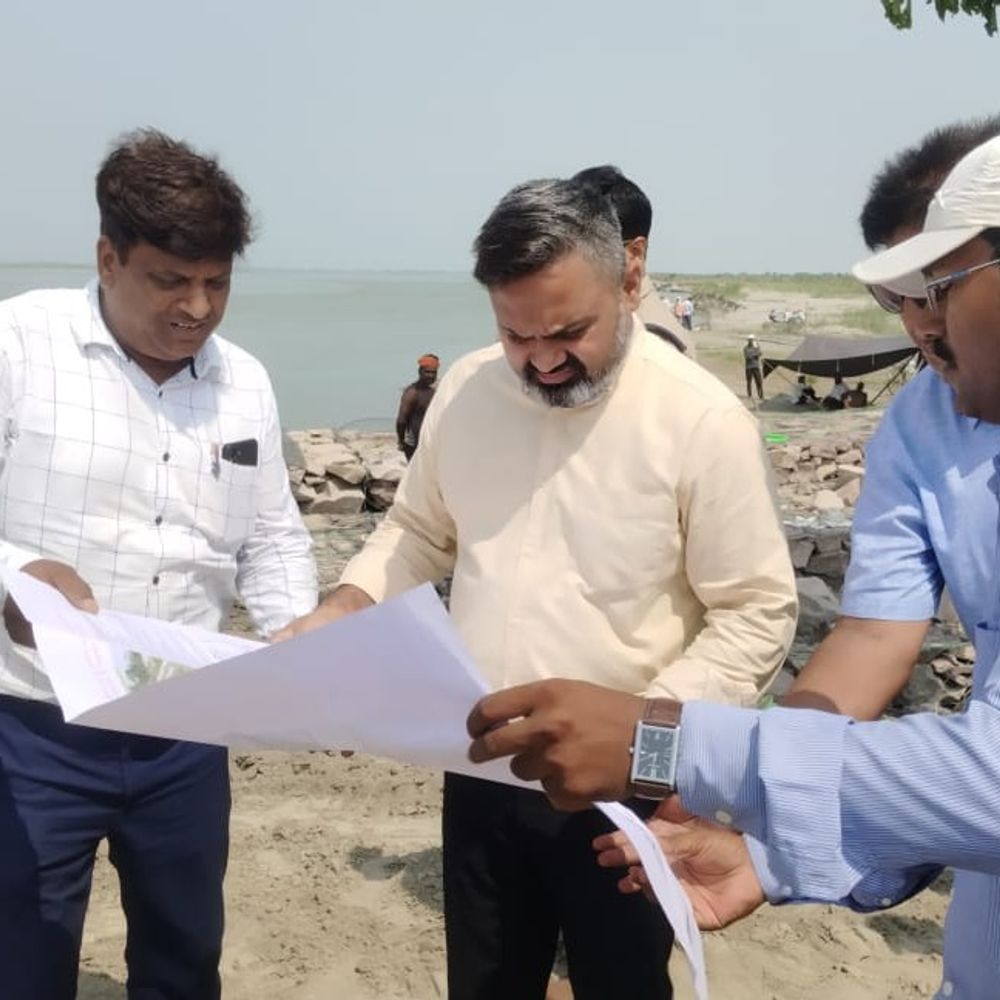 गोमती रिवर फ्रंट घोटाला आरोपी इंजीनियर की कुशीनगर में तैनाती:2023 में फील्ड तैनाती पर रोक के जारी आदेश के बावजूद नहीं हटाया गया
