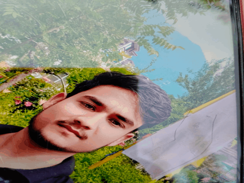 घरवालों को परेशान मत करना, लिखकर फंदे से झूला:प्रयागराज में बीए के छात्र ने जान दी, सुसाइड नोट में लिखा-खुशी से जा रहा