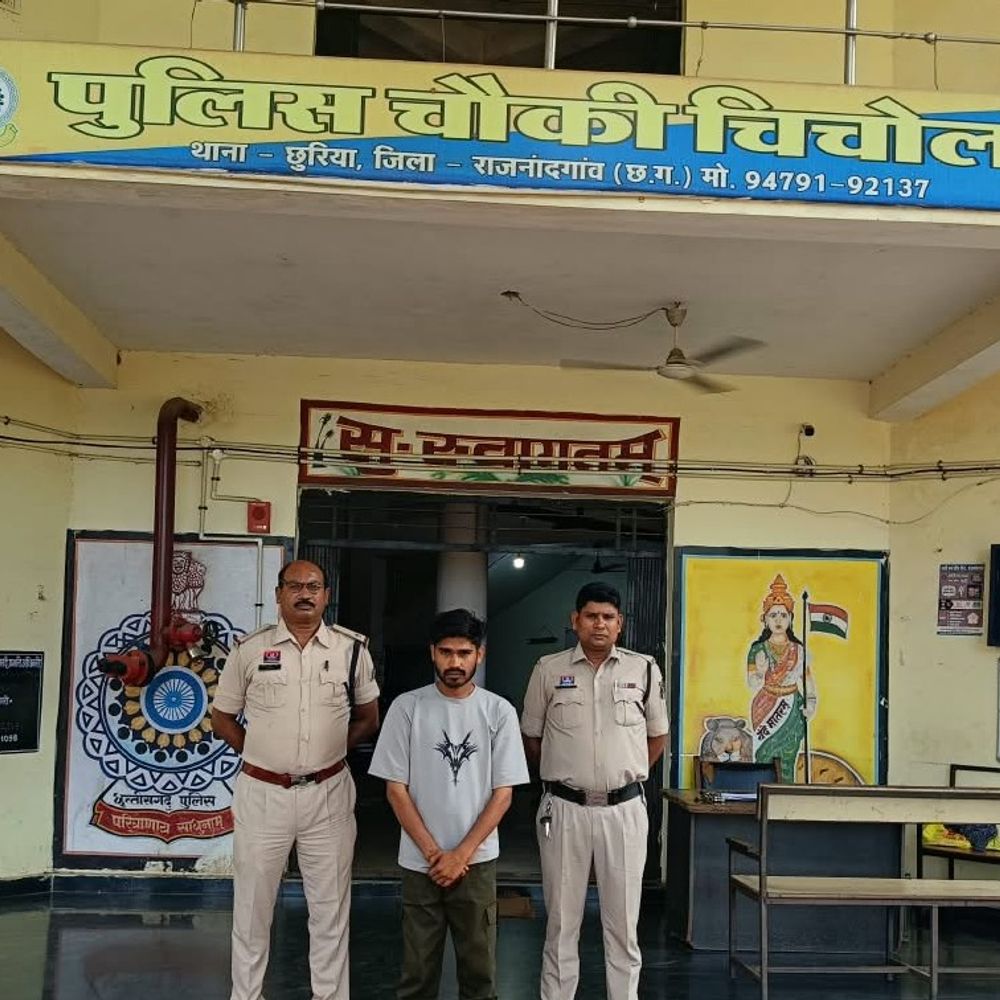 होटल संचालक से रंगदारी और तोड़फोड़ करने वाला आरोपी गिरफ्तार:चाकू दिखाकर 800 रुपए मांगने लगा, नहीं देने पर जान से मारने की दी धमकी