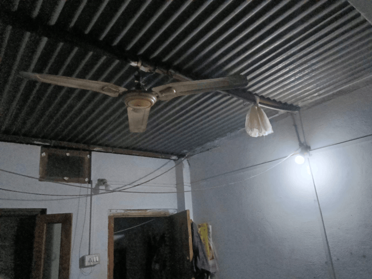 हरदा में 12वीं की छात्रा ने फांसी लगाकर जान दी:गांधी जयंती की छुट्टी में घर पर अकेली थी; शाम को पिता ने शव देखा
