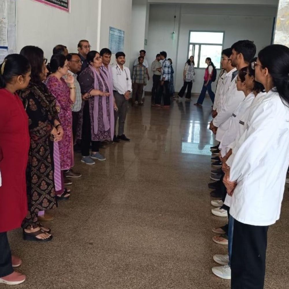 मेडिकल कॉलेज में नशा मुक्ति की शपथ, विद्यार्थियों को बताए दुष्प्रभाव