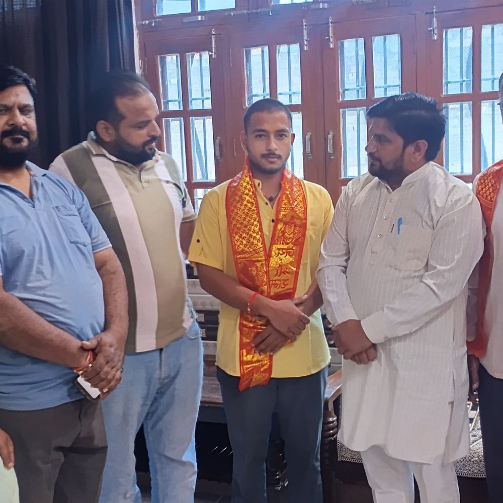 मिलक में भारतीय किसान संघ की बैठक:विमल सिंघल को नगर उपाध्यक्ष और अर्पित बने नगर मंत्री