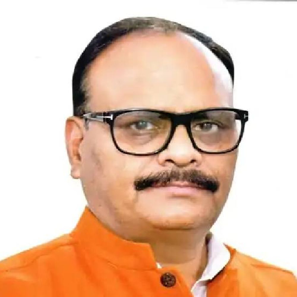 डिप्टी सीएम ब्रजेश पाठक कल झांसी आएंगे:विश्व हिंदू परिषद के कार्यक्रम में शामिल होंगे, एक घंटे रुककर वापस लखनऊ लौटेंगे