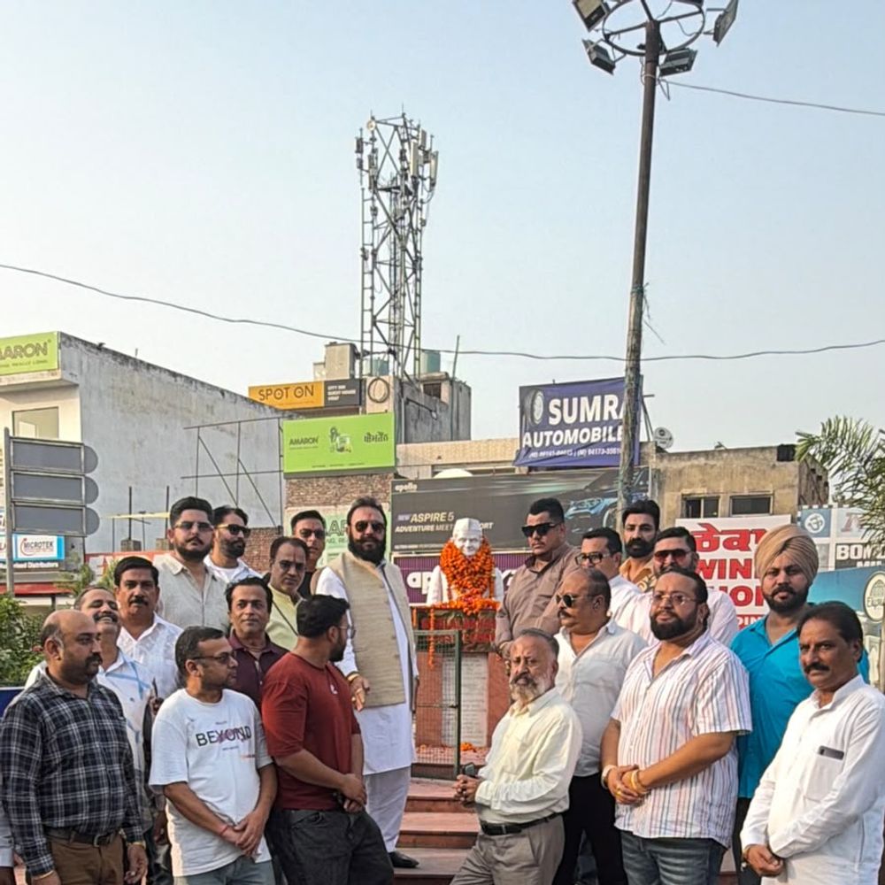 श्री लाल बहादुर शास्त्री की जयंती पर पुष्पांजलि