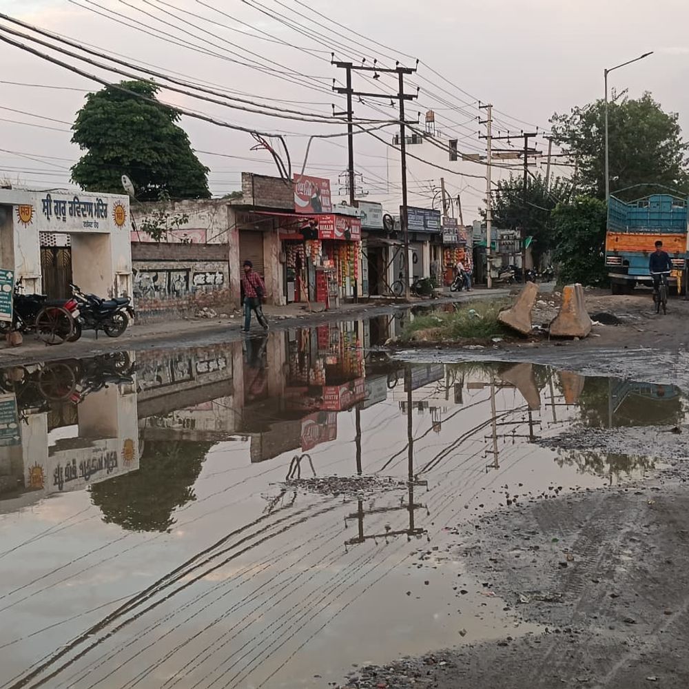 एनएच-44: इंटरलॉकिंग टाइल के धीमे काम से तीन घंटे जाम