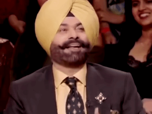 सिद्धू बोले- मैं श्मशान घाट से सिक्के चुराता था:जलेबी के लिए पैसे कम पड़े तो दोस्तों संग गया; कपिल शर्मा शो में किस्सा सुनाया