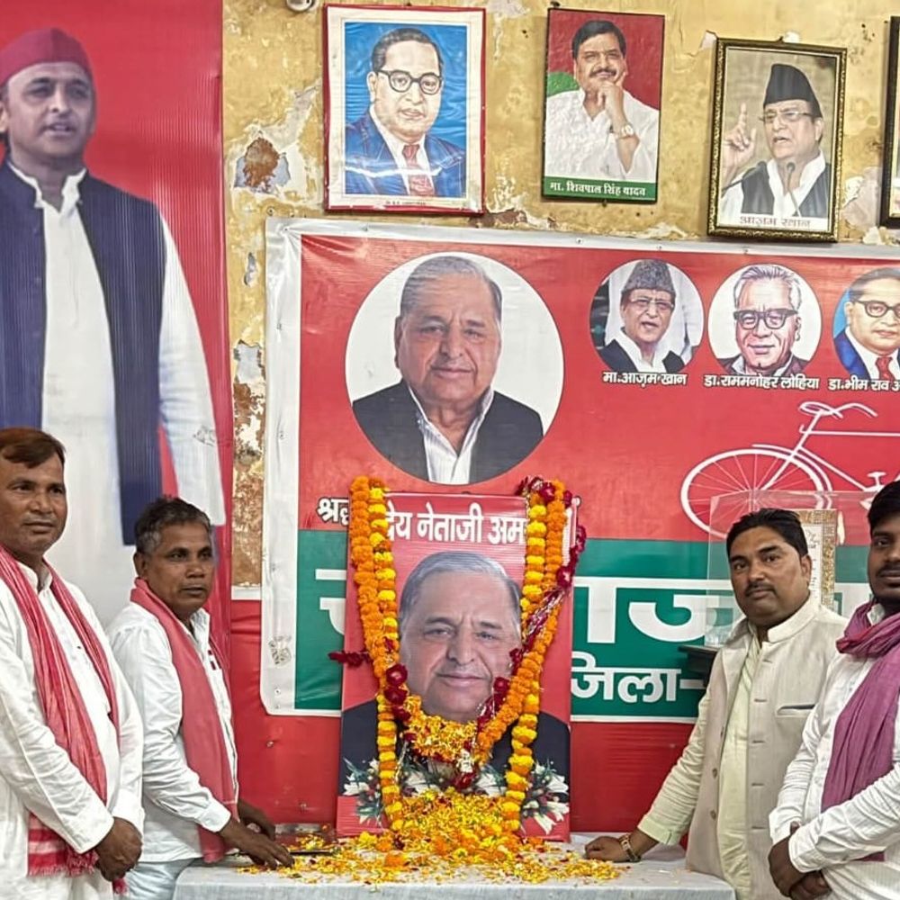 अंबेडकर वाहिनी ने दी 'नेताजी' को श्रद्धांजलि:महासचिव रामबाबू सुदर्शन बोले- गरीबों, वंचितों को समर्पित था उनका जीवन