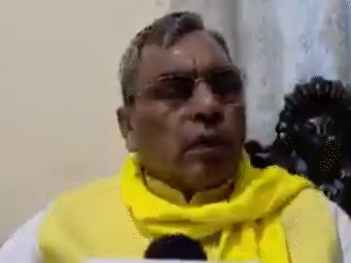 यूपी की बड़ी खबरें:SIR पर ओपी राजभर बोले- चुनाव आयोग ने मृतकों के नाम काटे, इससे कुछ लोग डरे हुए हैं