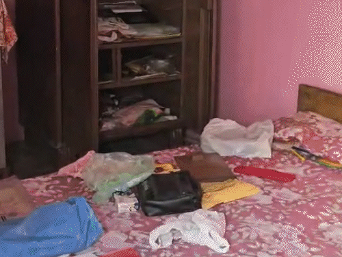 लखनऊ में चोरी, 16 लाख के गहने-बर्तन ले गए चोर:दो घरों में नकदी-मोबाइल भी चोरी, डॉग स्क्वायड की मदद से संदिग्ध हिरासत में