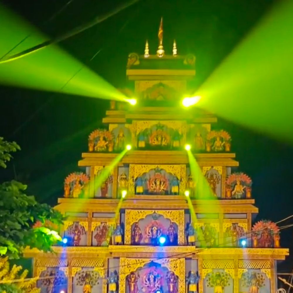 दरभंगा दुर्गा पंडाल में दिखी मीनाक्षी मंदिर की झलक:ध्वनि आधारित लाइटिंग बनी आकर्षण, 6 महीने में 25 लोगों ने मिलकर किया तैयार
