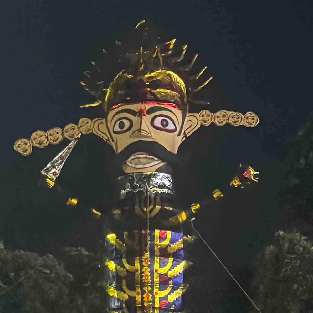 रामपुर में 3 जगह होगा रावण दहन का आयोजन:मेले में एक किलोमीटर तक सजती हैं दुकानें, एसपी ने दिए सुरक्षा के निर्देश