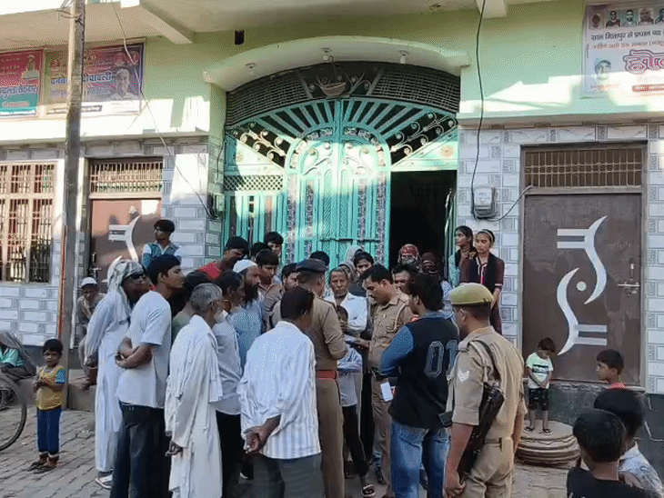 मेरठ में दिनदहाड़े घर में घुसकर महिला से लूटपाट:तीन नकाबपोश बदमाशों ने बंधक बनाकर की मारपीट, एक लाख नकद और 6 तोला सोना लूटा