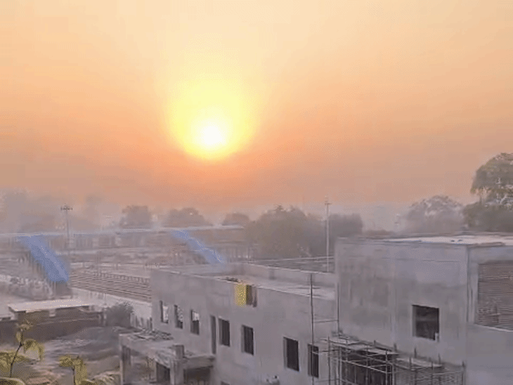 यूपी में हवा हुई प्रदूषित, गाजीपुर में 276 पहुंचा AQI:दशहरे पर धूप खिली, शाम को हल्की ठंड, अगले 7 दिन तक मौसम रहेगा शुष्क