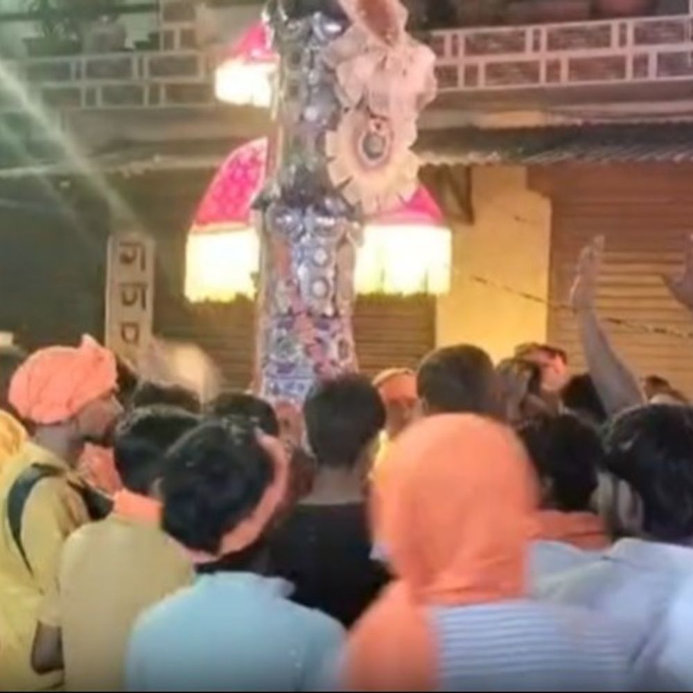 सहारनपुर में धार्मिक शोभायात्रा निकाली गई:ढोल नगाड़ों संग गूंजे जयकारे, दशहरा पूर्व दिखा भारी जन उत्साह