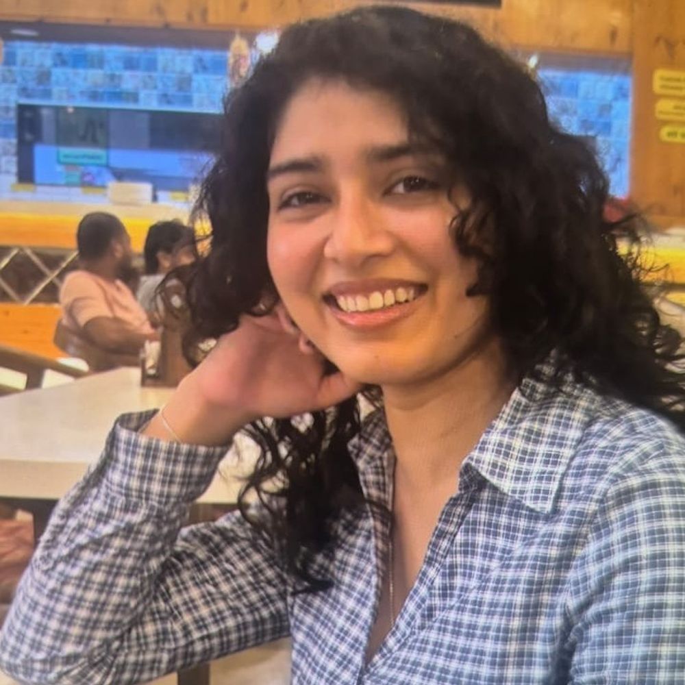 मुजफ्फरनगर मेडिकल कॉलेज में MBBS छात्रा की मौत:हॉस्टल के कमरे में फंदे पर लटका मिला शव, पुलिस ने दरवाजा तोड़कर निकाला