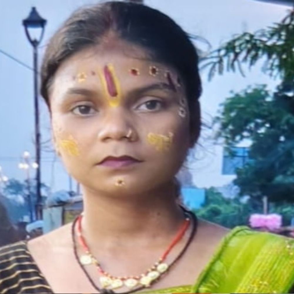 पति से विवाद के बाद महिला ने लगाई फांसी:शाहजहांपुर में 1 साल पहले हुई थी शादी, पहनी हुई साड़ी से लगाया फंदा