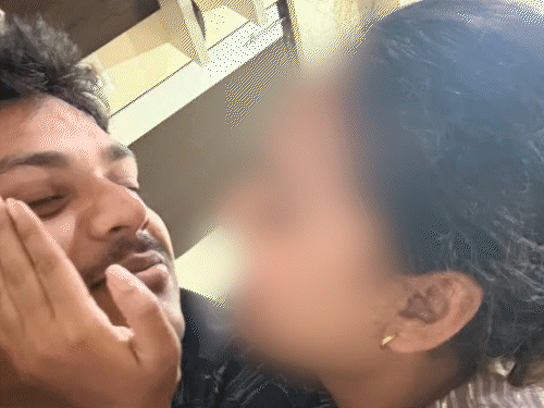 10वीं की छात्रा बोली- सिपाही ने न्यूड वीडियो बनाए:गाजीपुर में दूसरों के साथ रिलेशन बनाने भेजा, परिवार भी साथ नहीं, मरना चाहती हूं