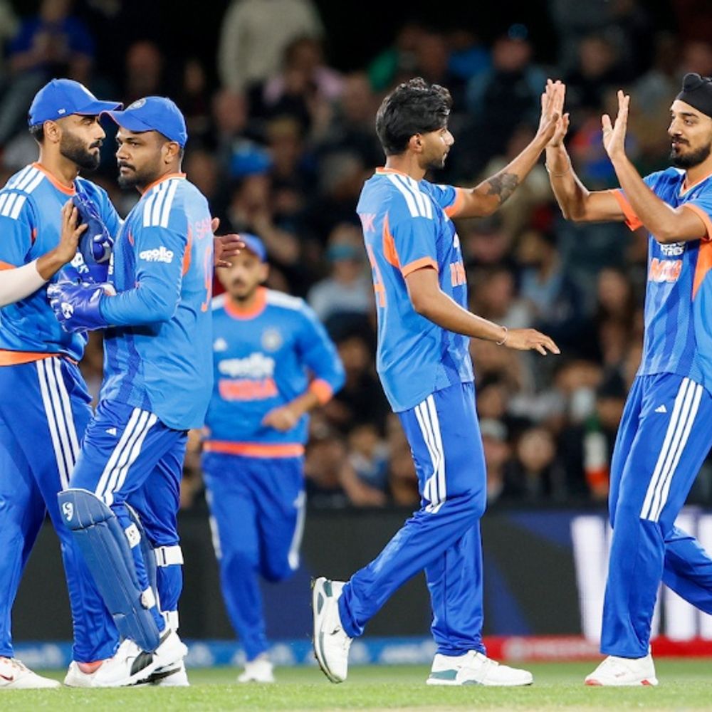 मयंक यादव ने भारत को पहला विकेट दिलाया:साइफर्ट 24 रन बनाकर आउट, भारत के खिलाफ न्यूजीलैंड का स्कोर 78/1