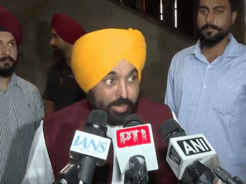 पंजाब CM बोले- दिल्ली एयरपोर्ट पर 2 घंटे बैठाए रखा:कस्टम हेड CEC ज्ञानेश कुमार के सगे भाई, मौका मिलने पर बदला लिया