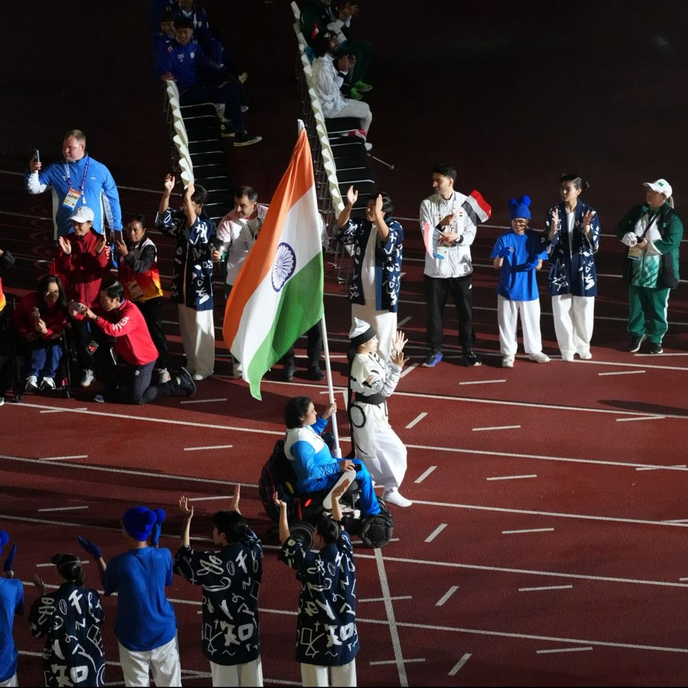 पैरा एशियन गेम्स- क्लोजिंग सेरेमनी में निशाद-मोना ने तिरंगा थामा:भारत मेडल टैली में चौथे नंबर पर रहा, 114 मेडल जीते; यह अब तक का बेस्ट प्रदर्शन