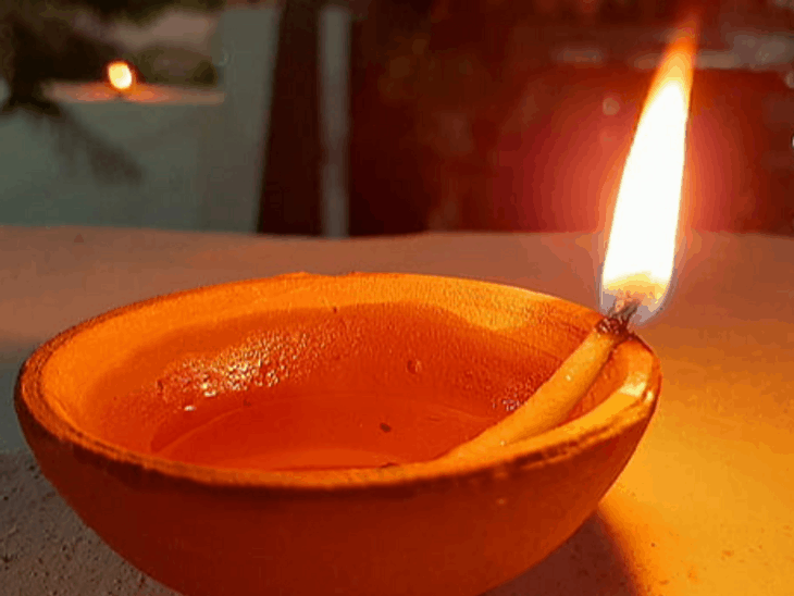 24 नवंबर तक कार्तिक मास:इस महीने में नदी स्नान, दीपदान, दान-पुण्य और तुलसी पूजा जैसे शुभ काम करने की परंपरा, जानिए मान्यताएं