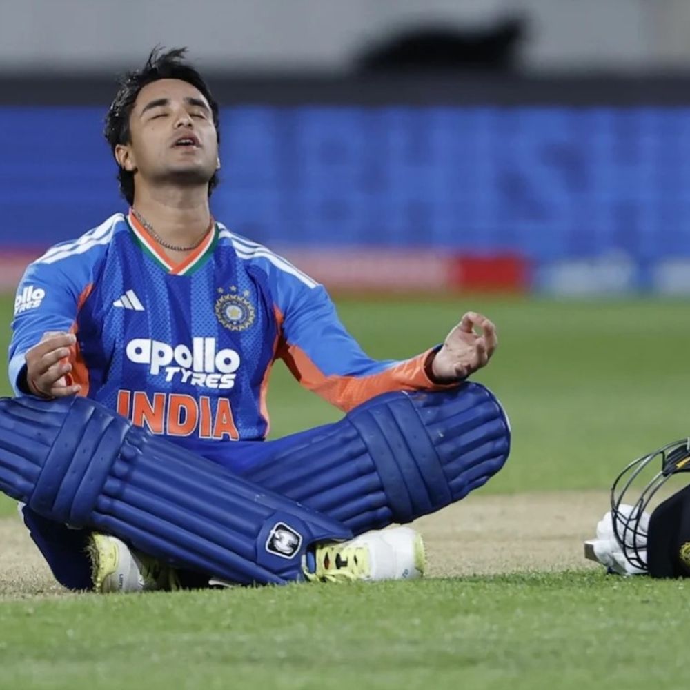 अभिषेक शर्मा बने नंबर-1 टी20 बल्लेबाज:ICC रैंकिंग में ईशान किशन पहले से तीसरे पर आए, पाकिस्तान के साहिबजादा फरहान दूसरे नंबर पर