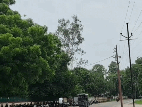 करवाचौथ पर चंद्रमा के दर्शन में हो सकती है देरी:मेरठ में आसमान में छाए बादल, शाम हो भी सकती है बारिश