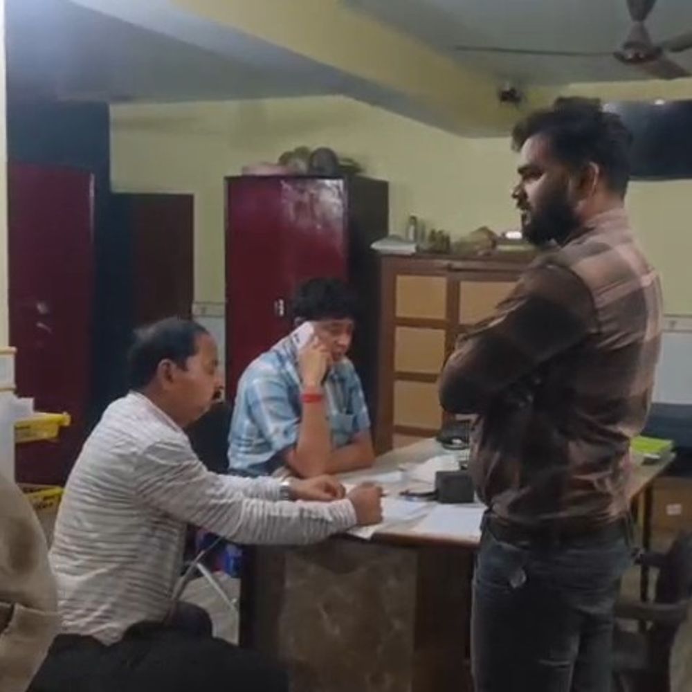 सीतापुर में दो माह के बच्चे को लगाए 5 इंजेक्शन:2 मिनट में मौत; परिजनों ने क्लीनिक संचालक पर लगाया आरोप