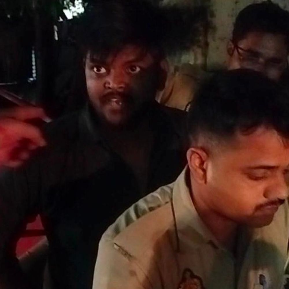 सिगरेट लेने के विवाद में PAC दरोगा समेत 3 घायल:बाराबंकी में दरोगा के होंठ में लगे टांके, मेडिकल रिपोर्ट में अल्कोहल की पुष्टि