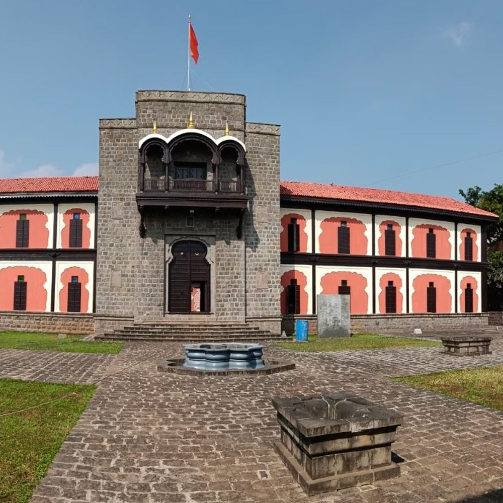 शिवसृष्टीला दोन महिन्यांत 1 लाख भेटी:प्रवेश शुल्कातील सवलत 15 ऑगस्टपर्यंत वाढवली; प्रति व्यक्ती 50 रुपये दर कायम