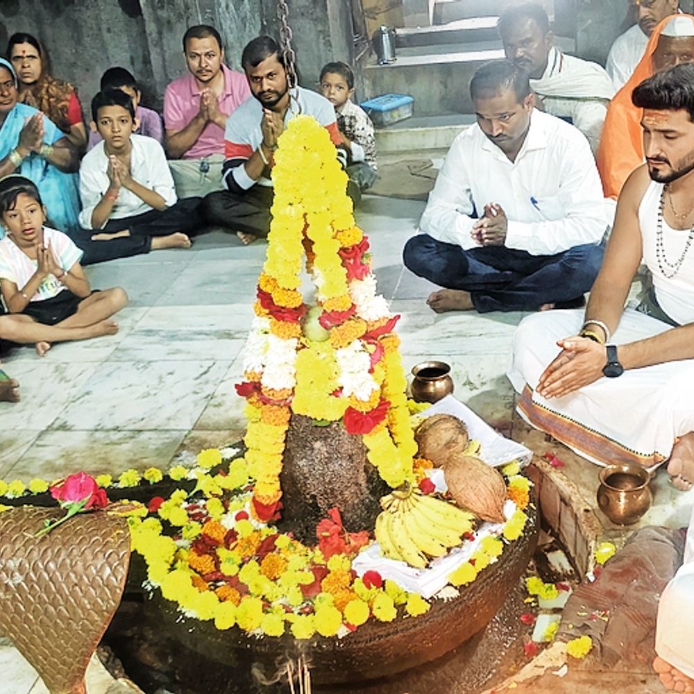 गोदाकाठची हेमांडपंथी शिवालये शिवभक्तांच्या गर्दीने फुलली