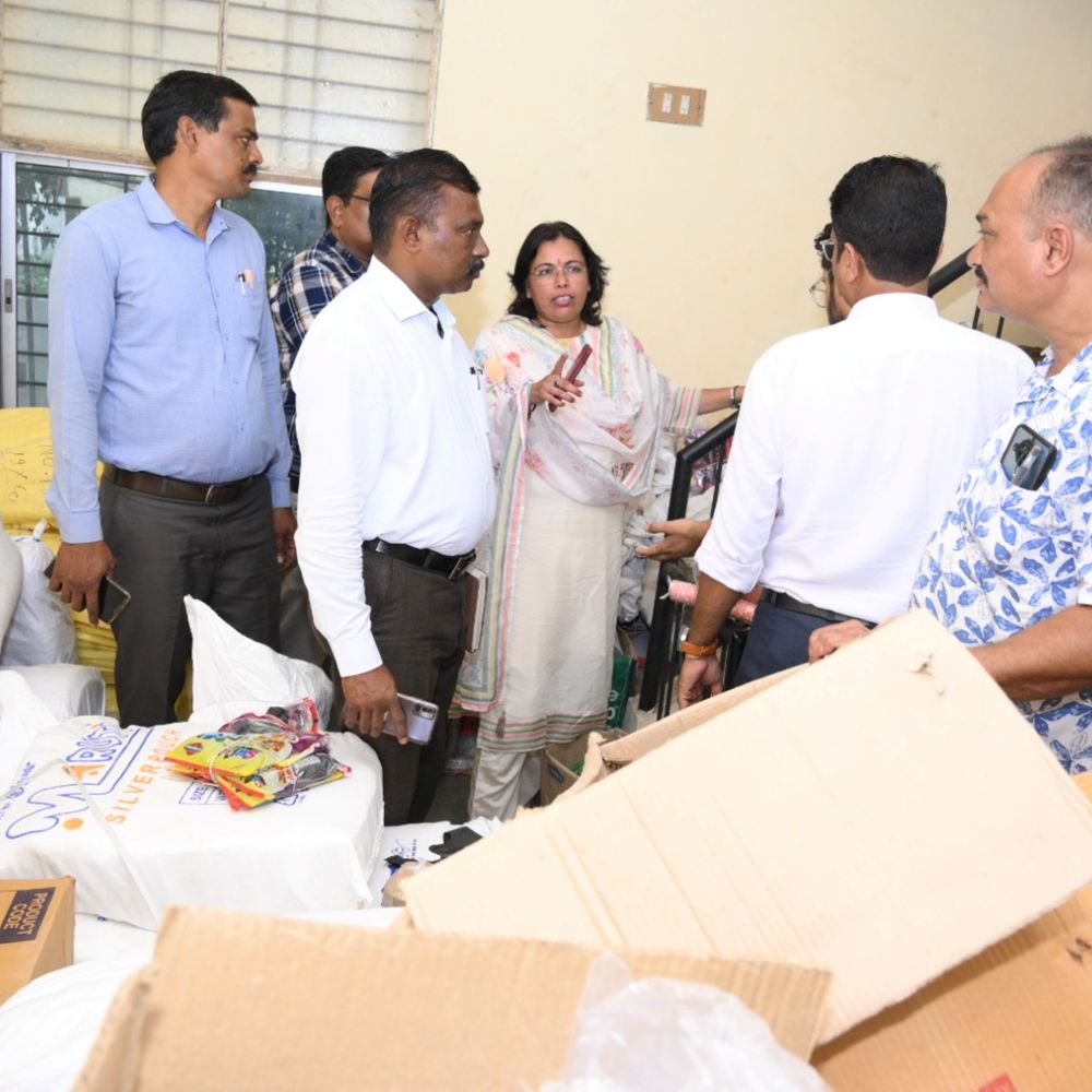 गुलिस्तान नगर, महावीर कॉम्‍प्‍लेक्‍स, मोरबागात 600 किलो प्लास्टिक जप्त:प्लास्टिक विकताना आढळल्यास यापुढे कारवाईचा मनपा प्रशासनाचा इशारा‎