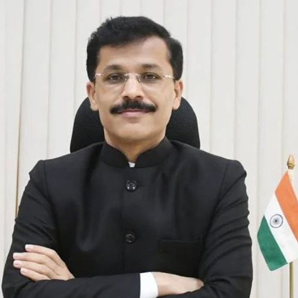 IAS तुकाराम मुंढेंची पुन्हा बदली:दिव्यांग कल्याण विभागाचे सचिव म्हणून नियुक्ती, कोणत्या अधिकाऱ्याची बदली कुठे?