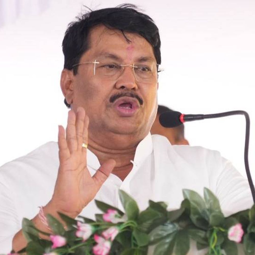 VVPAT मशीनवर मतदानाला वेळ लागणार असेल तर बॅलेटवर निवडणुका घ्या:काँग्रेस नेते विजय वडेट्टीवार यांची आयोगाकडे मागणी