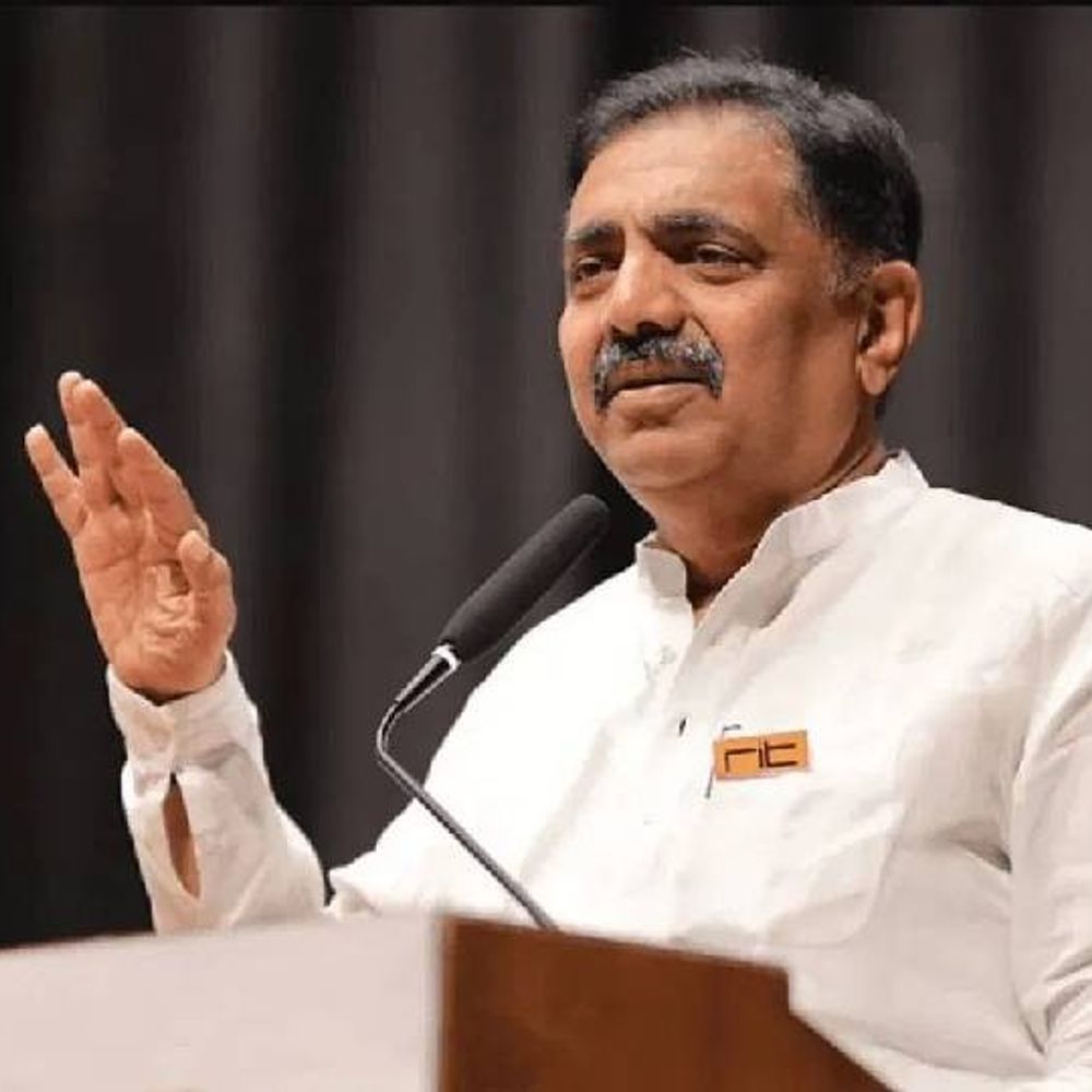 चीनमधून निकृष्ट बेदाण्यांची आयात:द्राक्ष उत्पादक अन् परकीय गंगाजळीचे मोठे नुकसान, जयंत पाटील यांची दिलासा देण्याची मागणी
