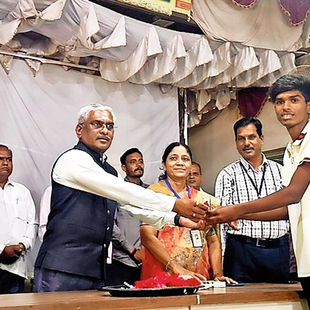 ध्येय गाठण्यासाठी परिश्रम घ्या तरच जीवनात यशस्वी व्हाल:प्राचार्य अरुण घनवट यांचे प्रतिपादन
