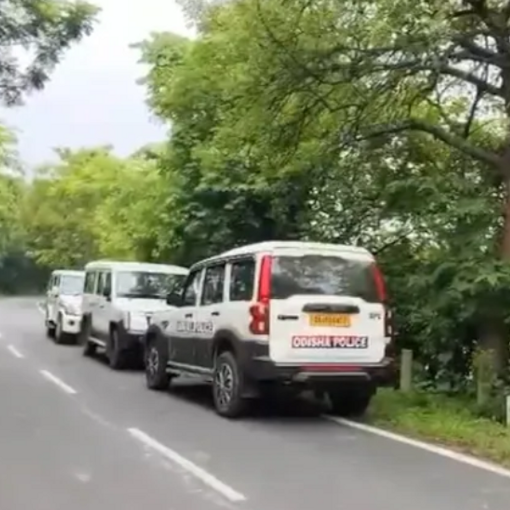 ओडिशातील अंगुलमध्ये आदिवासी महिलेवर सामूहिक बलात्कार:आरोपींनी जबरदस्तीने अपहरण करून जंगलात नेले; 2 अल्पवयीन मुलांसह 3 जणांना अटक