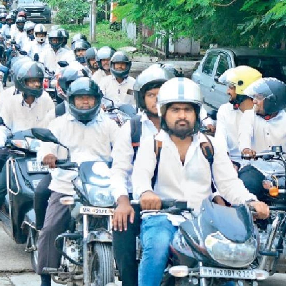 2 हजार स्वाध्यायींनी काढली 1 हजार दुचाकींवर फेरी:आज धनश्री तळवलकर यांच्या उपस्थितीत राखी पौर्णिमा कार्यक्रम