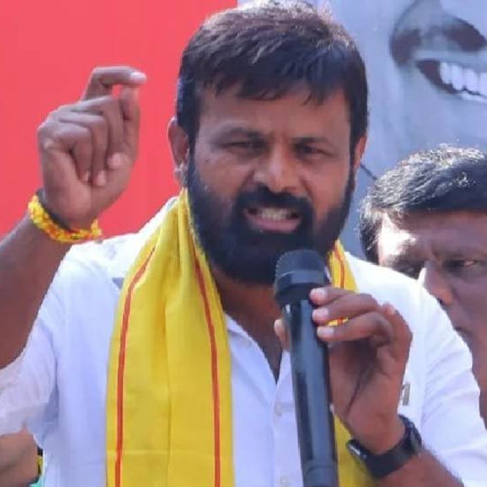 ओबीसींच्या हक्काचे आरक्षण घेणारे ‘टगे’:लक्ष्मण हाके यांचा मराठा समाज अन् नेत्यांवर घणाघात; म्हणाले – मनोज जरांगे लबाड कोल्हा