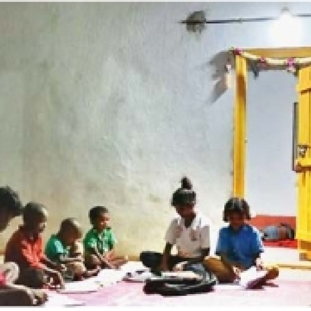 वीरप्पनच्या गावात वीज पोहोचल्याने अभ्यासात प्रगती:स्वातंत्र्याच्या 78 वर्षांनंतर 18 मार्चला पालार गावात पहिल्यांदा आली वीज