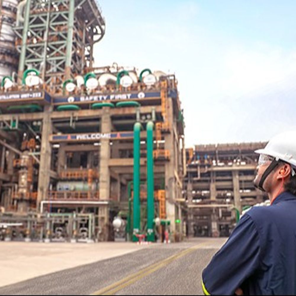 भारत रशियन तेल खरेदी कमी करू शकतो:रिलायन्सने म्हटले- सरकारी मार्गदर्शक तत्त्वांचे पालन करू; ट्रम्प यांनी दोन कंपन्यांवर निर्बंध