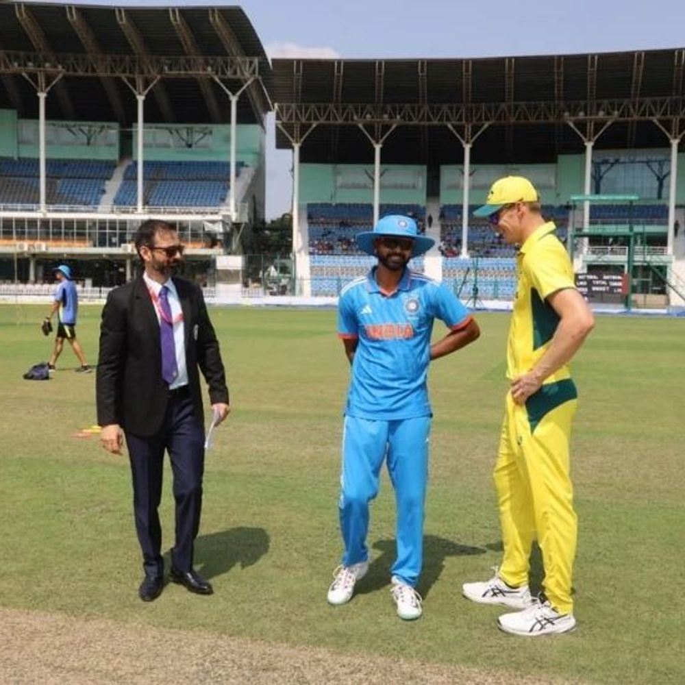 सिडनी वनडेपूर्वी ऑस्ट्रेलियन संघात बदल:जॅक एडवर्ड्सला संधी, लाबुशेनला रिलीज केले; स्टार्क आणि हेझलवुडला विश्रांती दिली जाऊ शकते