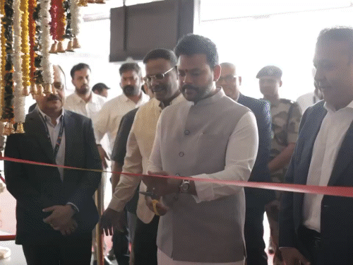 दिल्ली विमानतळ टर्मिनल-2 उद्यापासून प्रवाशांसाठी खुले होणार:केंद्रीय मंत्र्यांनी केले उद्घाटन; एप्रिलमध्ये अपग्रेडिंगसाठी बंद केले होते