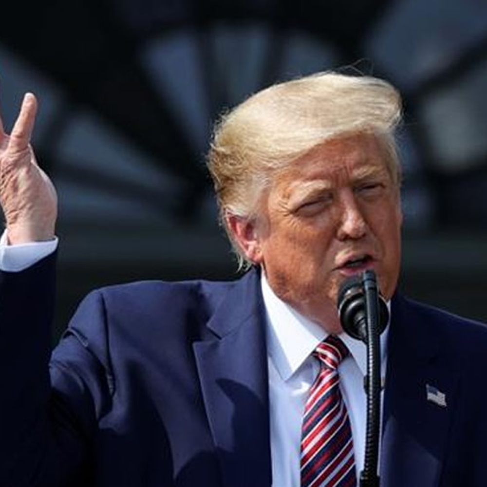 ट्रम्प व्हेनेझुएलावर हल्ल्याच्या तयारीत, बी-1 बॉम्बर्स झेपावले:कॅरिबियनमध्ये अमेरिकेची मोठी लष्करी तैनाती