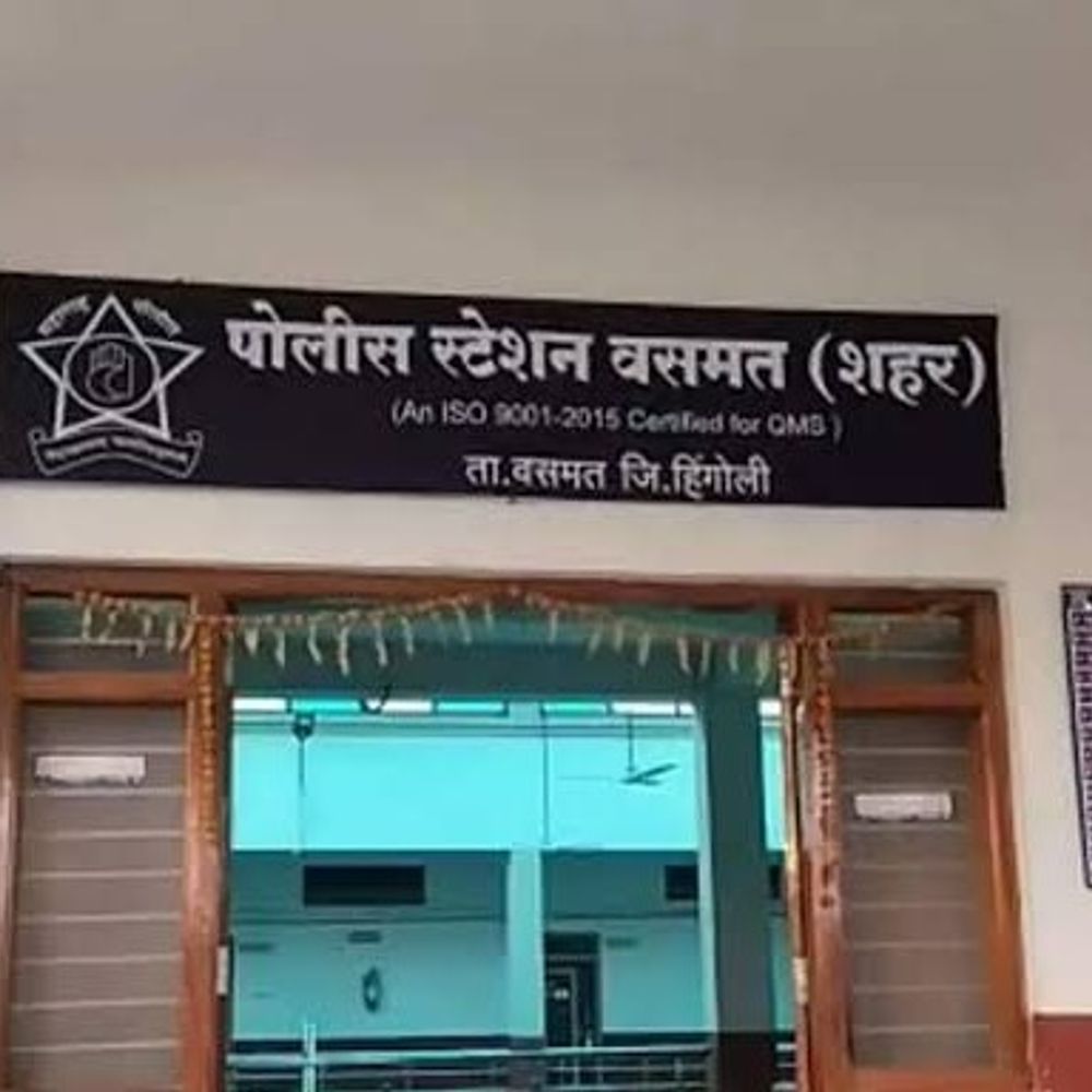 रेल्वेसमोर उडी घेत तरुणाची आत्महत्या:वसमत ते चोंढी रेल्वेमार्गावरील घटना, आर्थिक विवंचनेतून आत्महत्या केल्याचा अंदाज