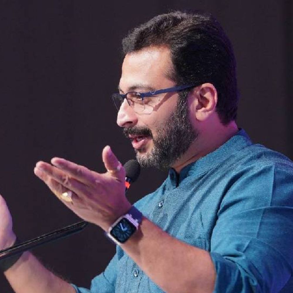 डॉ. अमोल कोल्हे यांच्या व्याख्यानाला विद्यार्थ्यांचा विरोध:राजकीय पार्श्वभूमी असलेल्या व्यक्तीला निमंत्रण देणे योग्य नसल्याचा दावा