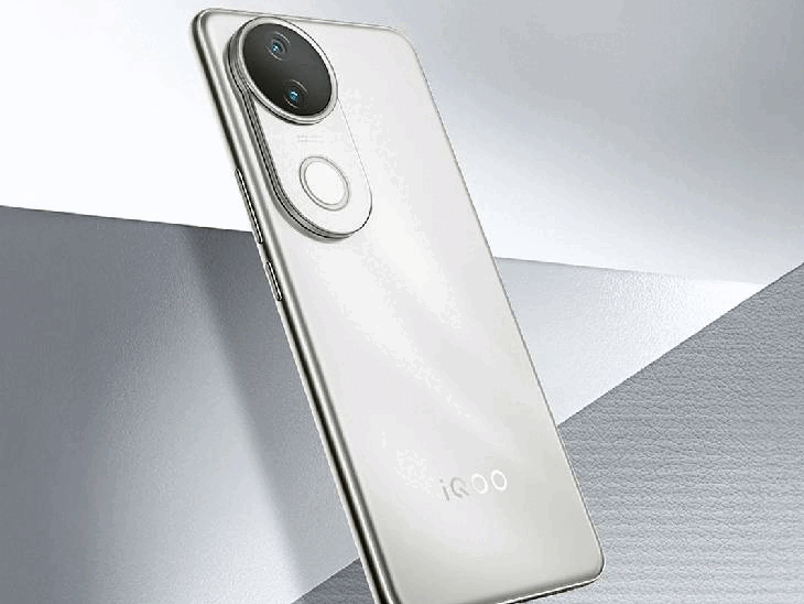 iQOO Z10R 24 જુલાઈએ લોન્ચ: કર્વ્ડ ડિસ્પ્લે, 32MP સેલ્ફી કેમેરા અને 5700mAh બેટરી સાથેનો પાતળો સ્માર્ટફોન.