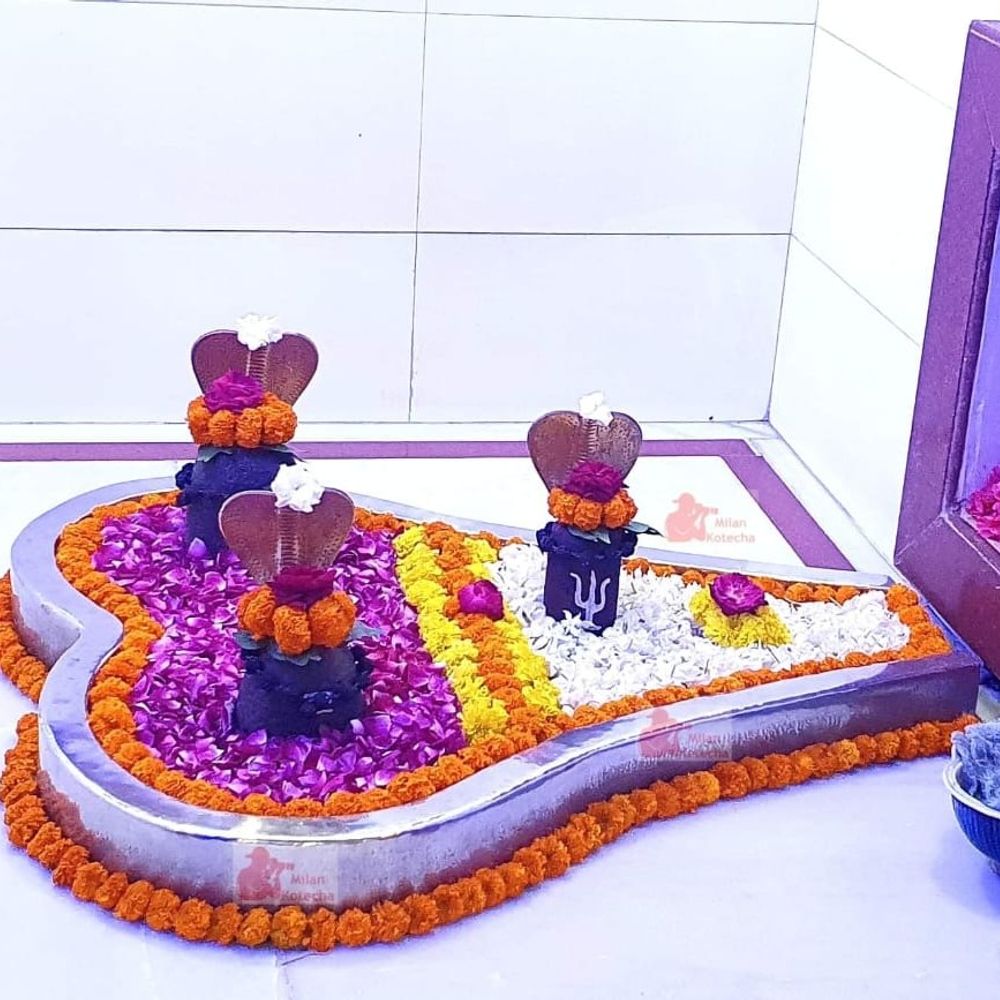 આજથી શ્રાવણ માસનો પ્રારંભ: દ્વારકા-ખંભાળિયાના શિવ મંદિરોમાં રુદ્રી, મહાઆરતી અને ઘીની મહાપૂજાના દર્શન યોજાશે.
