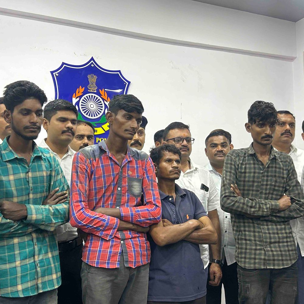 અમરેલી: ડબલ મર્ડર કેસમાં આરોપી ઝડપાયા; લૂંટના ઈરાદે હત્યા કરનાર આરોપીઓએ ગુનો કબૂલ કર્યો, પોલીસને મળી મોટી સફળતા.
