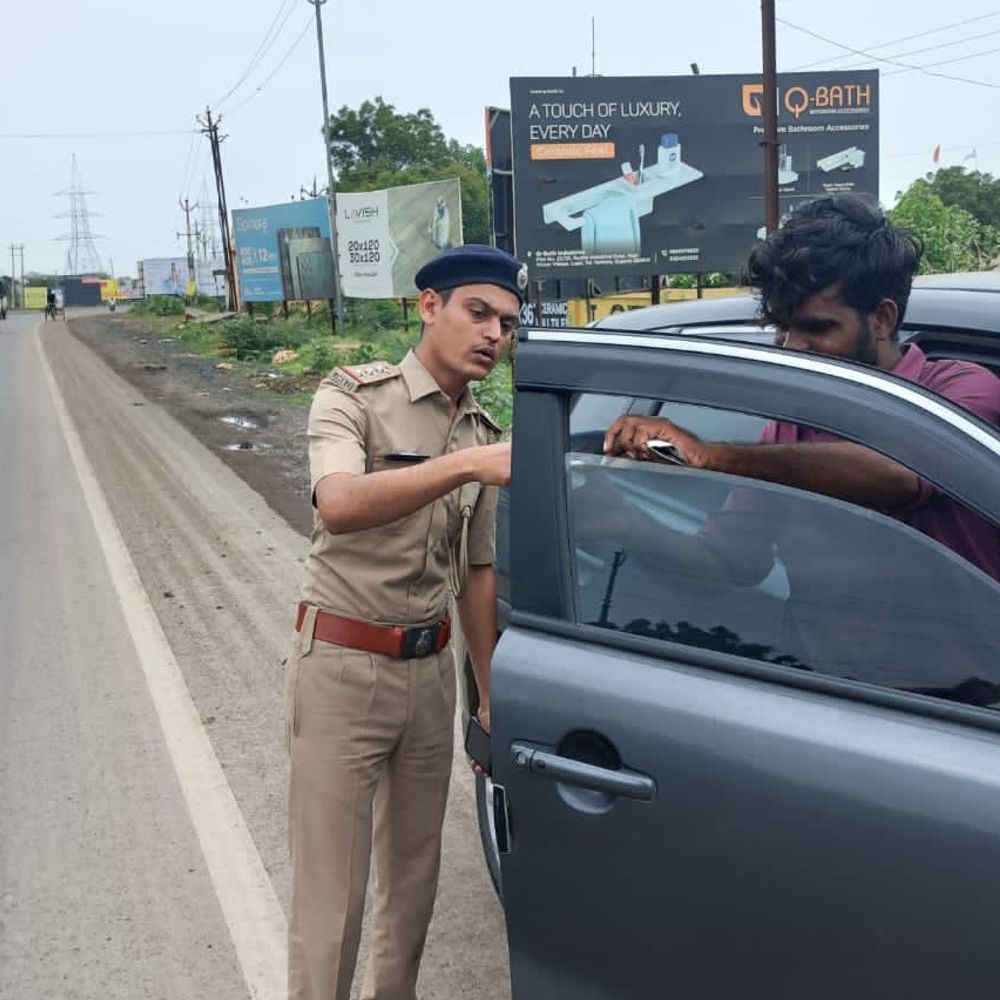 મોરબી: ટ્રાફિક નિયમ તોડનારા સામે કડક કાર્યવાહી, એક દિવસમાં 241 વાહનચાલકો પાસેથી 5.66 લાખનો દંડ વસૂલ.